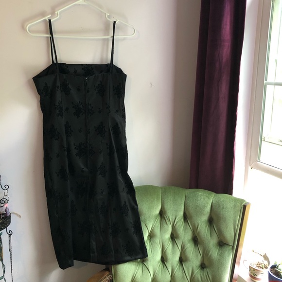 Vintage Y2K bodycon dress with flocked floral pattern - Picture 7 of 11